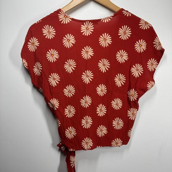 Madewell Top Women S Red Floral Sash-Tie Wrap Top in in Daisy Daydream Boho - Picture 2 of 9